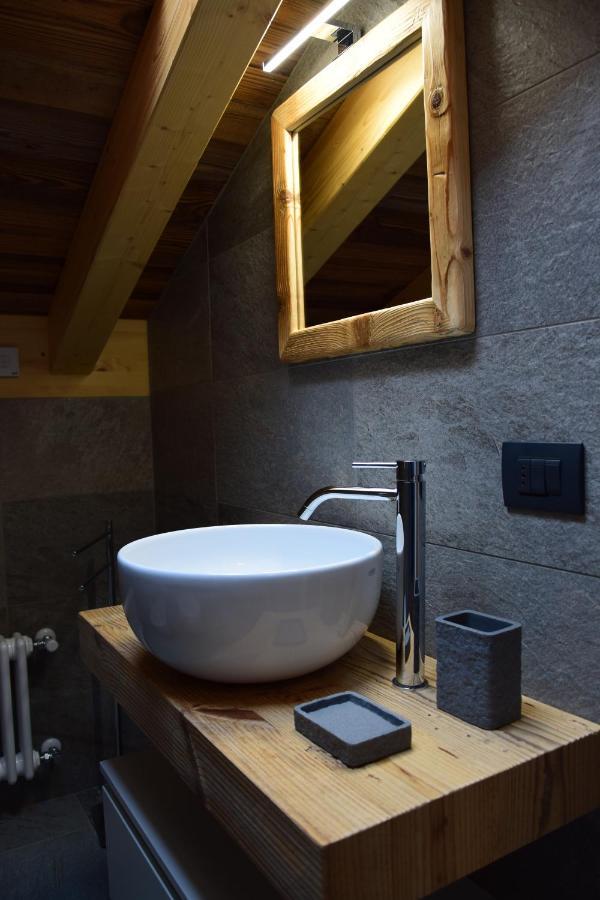La Volta - Lake Como Heritage Home In Molino Maufet Watermill - Patio On The Garden Colico Exteriör bild